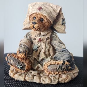 Boyd's Bears and Friends "Clara the Nurse" Figurine Vintage 1993 Numbered